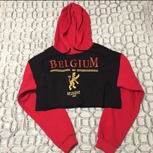 Forever 21 Red& Black Cropped Hoodie L